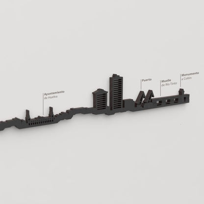 Skyline Huelva – detalle del Ayuntamiento de Huelva en madera negra.