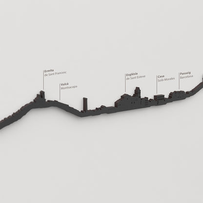 Skyline Olot – detalle de Ermita de Sant Francesc en madera negra.