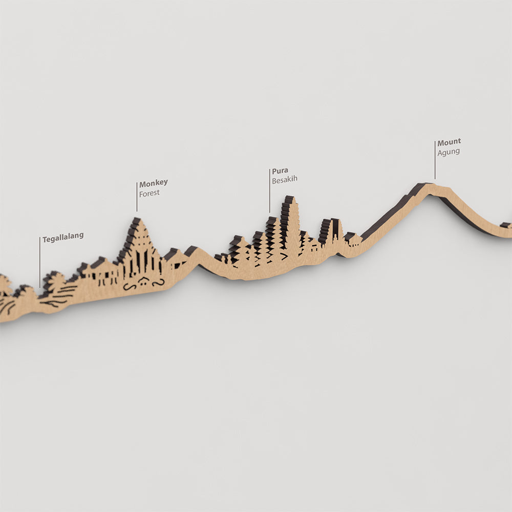 Skyline Bali – detalle de Mount Agung en madera marrón.