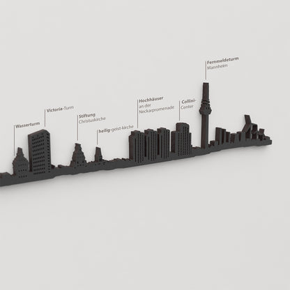Skyline Mannheim – detalle de Wasserturm en madera negra.