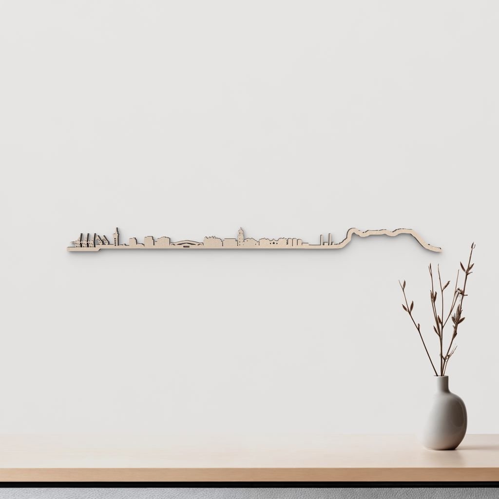Silueta de Algeciras en madera natural de abedul, decoración mural minimalista.