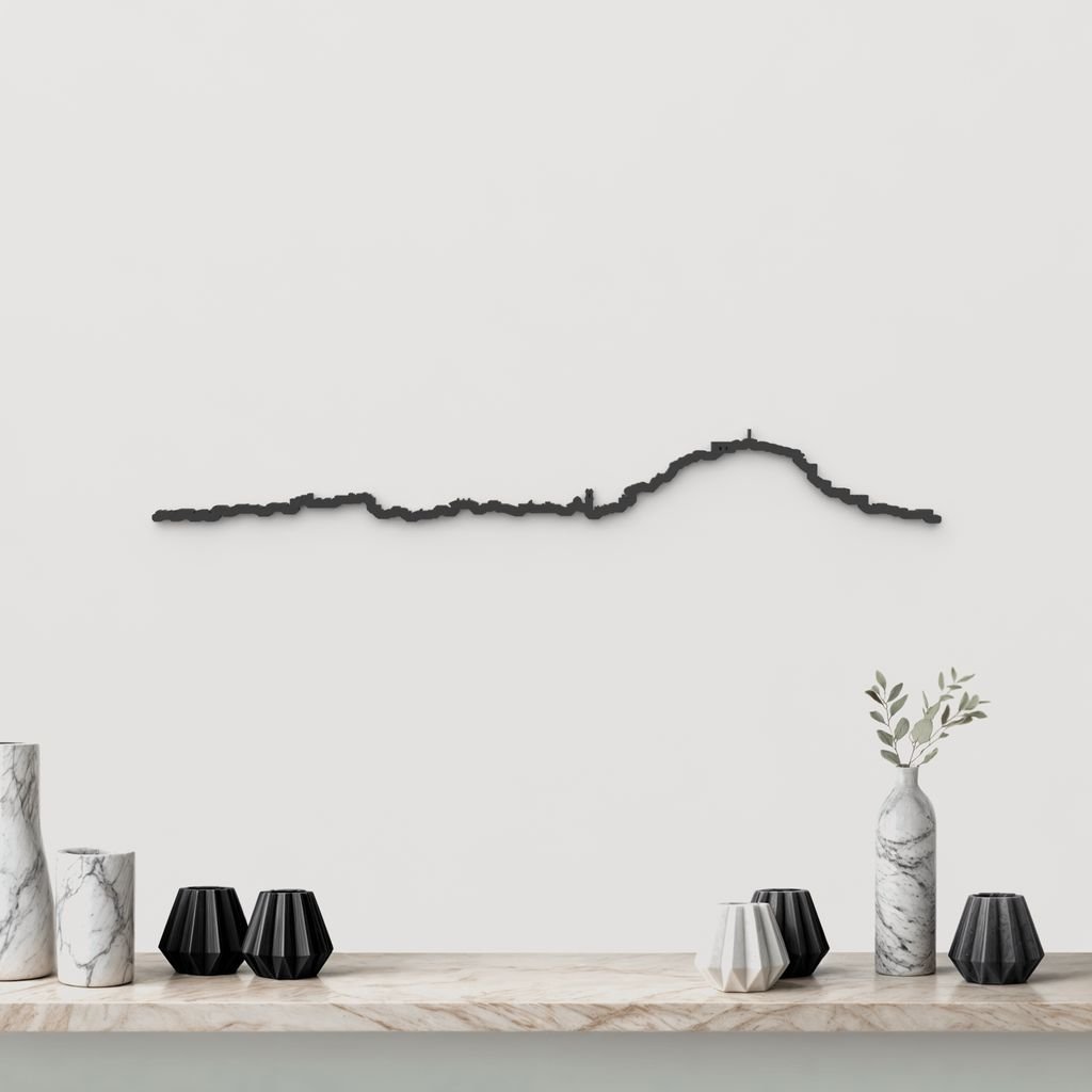 Silueta skyline de Dénia en madera color negro para decoración mural.