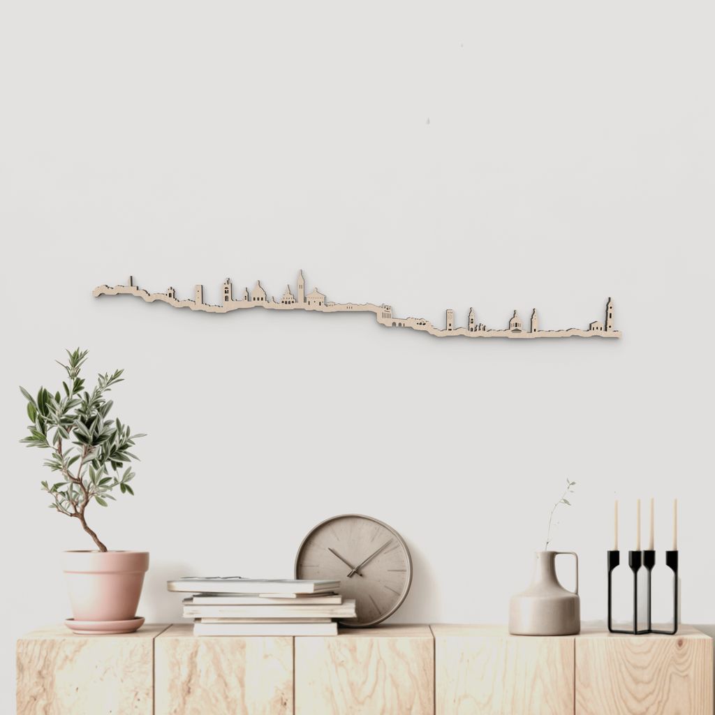 Skyline Bergamo en madera natural para decoración mural.