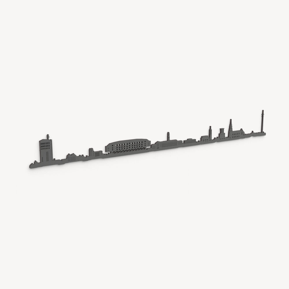 Silueta negra de Gelsenkirchen en diagonal sobre fondo del tono de la web (#F7F6F4), con edificios y perforaciones del diseño original.