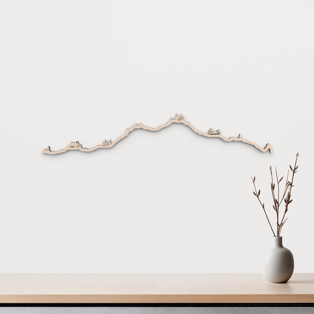 Silueta skyline de Sintra en madera de abedul natural para decoración mural.